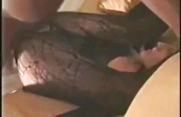 XXX دانش فیلم سیکس شهوانی خود را صرف دانشجو