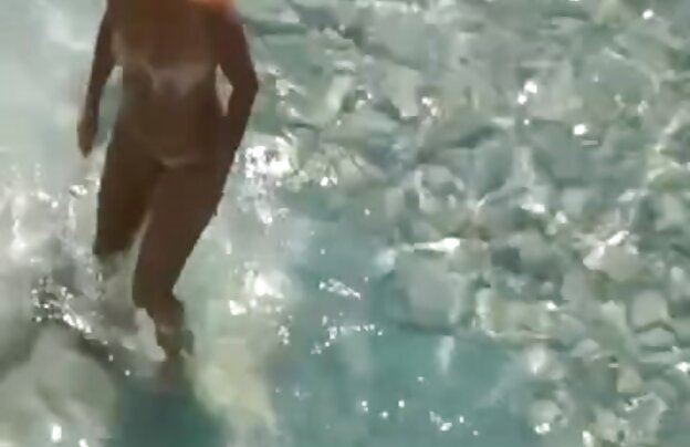 XXX جوان شکننده و کاتیا وسیله ارتعاش کانال تلگرام شهوتسرا و نوسان بزرگ