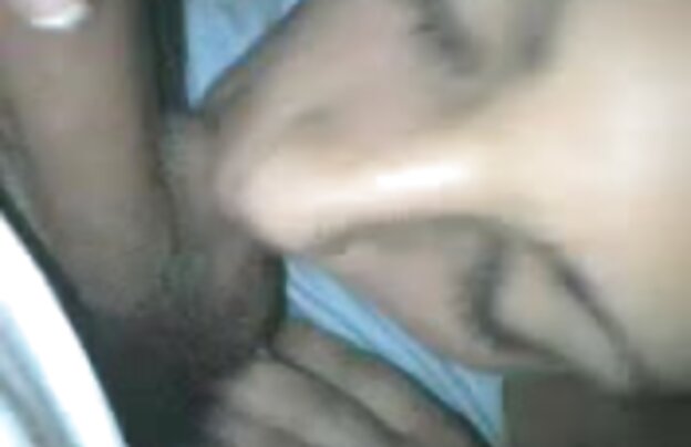 XXX روستای گربه در لینک شهوانی حال انتظار برای خدمات از اسپرم