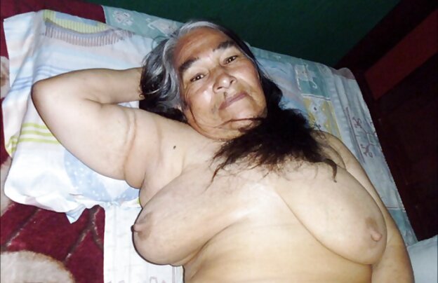 XXX شیرین شهوانی فیلم سکسی دوست دارد به انجام ماساژ وابسته به عشق شهوانی با ادامه
